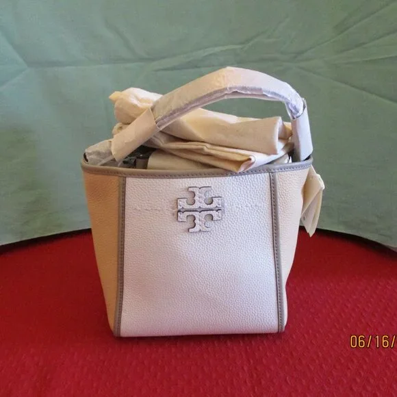 TB McGraw Colorblock Bucket Bag - Picture 3 of 11